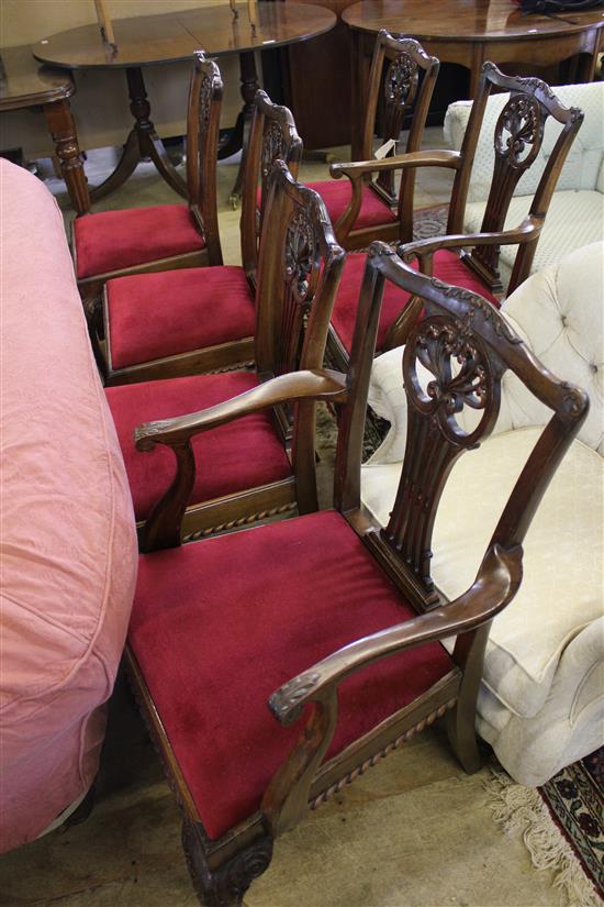 Set of 6 Chippendale style mahogany dining chairs